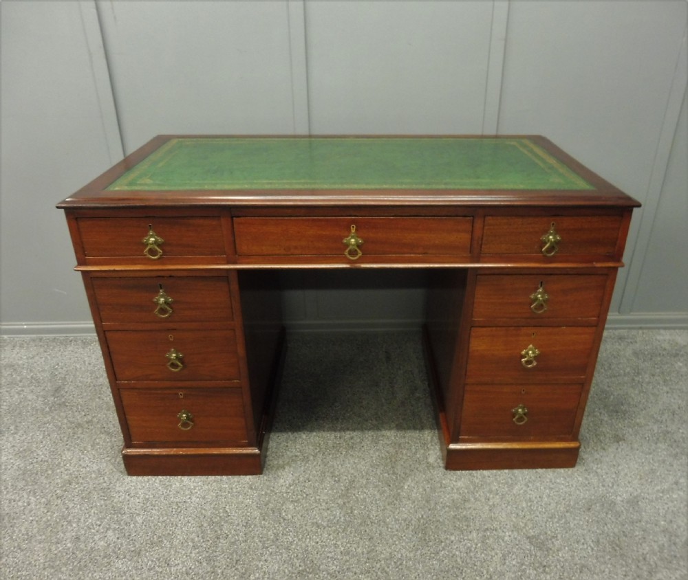 19th  CENTURY MAHOGANY DESK View XI