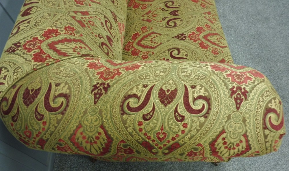 VICTORIAN CHESTERFIELD SOFA NEWLY RESTORED AND REUPHOLSTERED View XIII