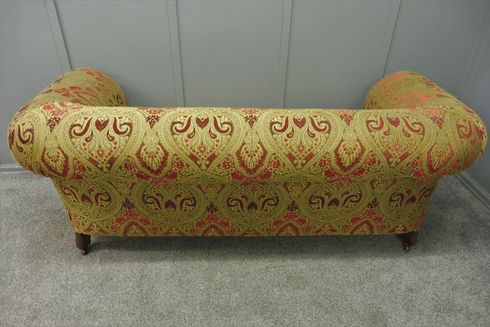 VICTORIAN CHESTERFIELD SOFA NEWLY RESTORED AND REUPHOLSTERED View XVII