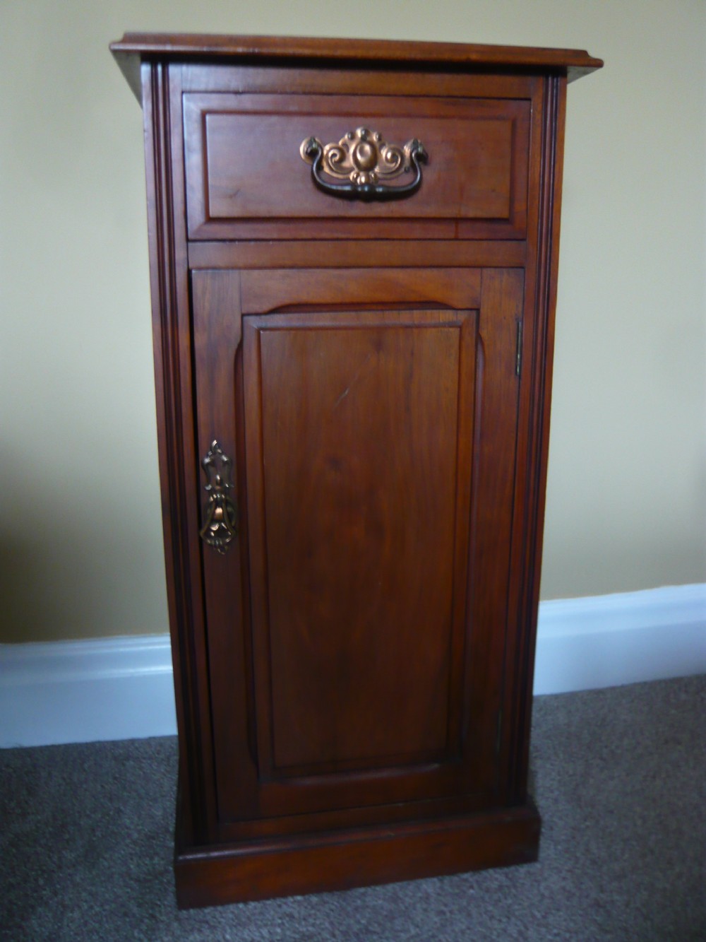 EXTRA TALL MAHOGANY BEDSIDE CABINET WITH DRAWER