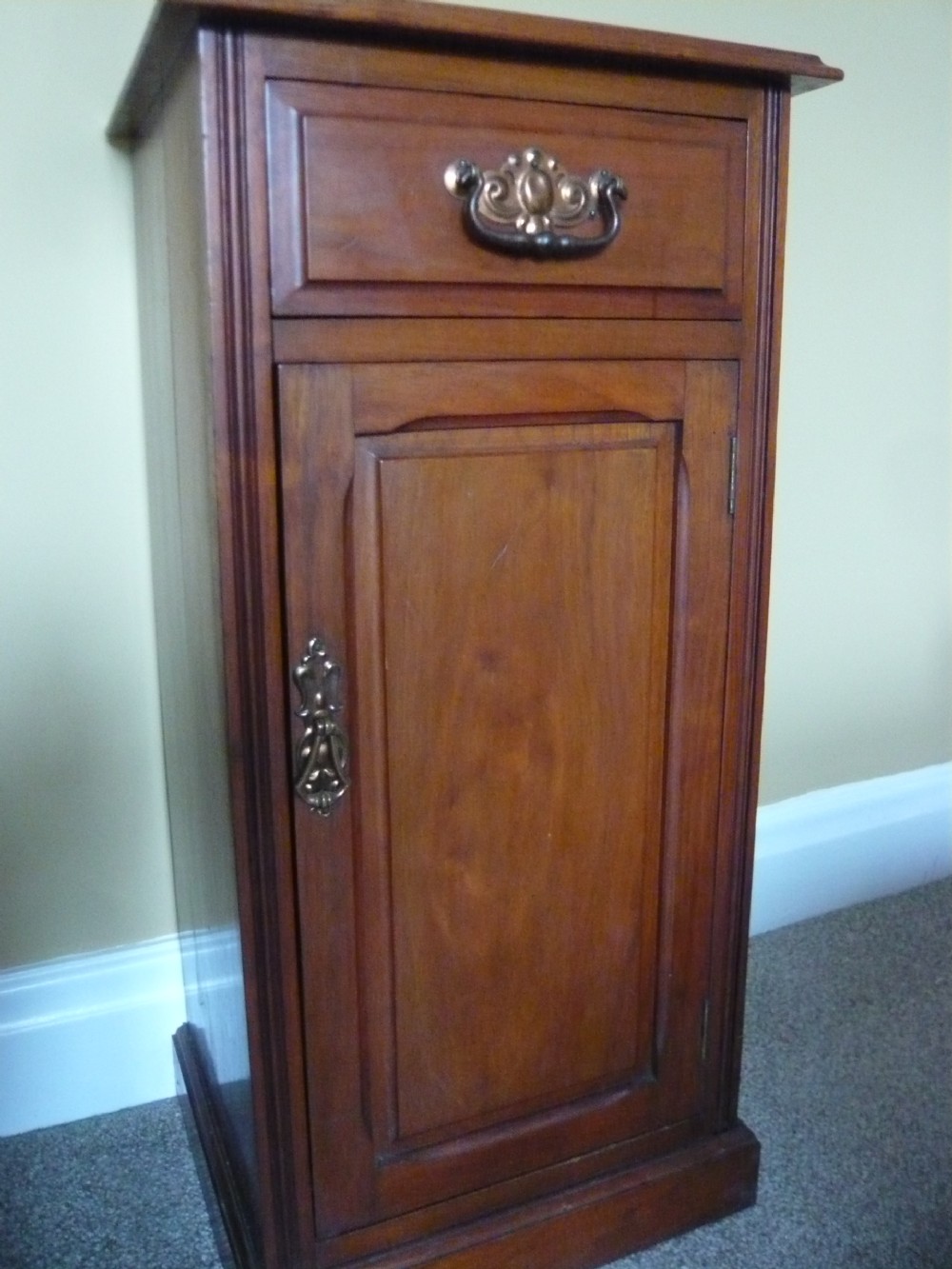 EXTRA TALL MAHOGANY BEDSIDE CABINET WITH DRAWER View II