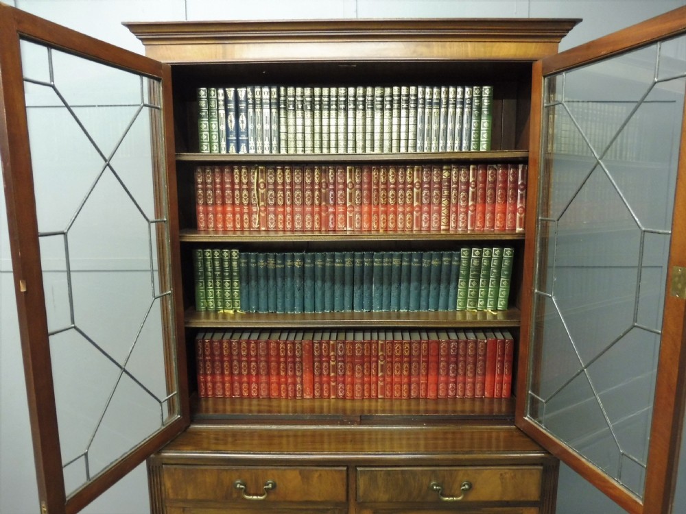 EDWARDIAN WALNUT BOOKCASE View VII