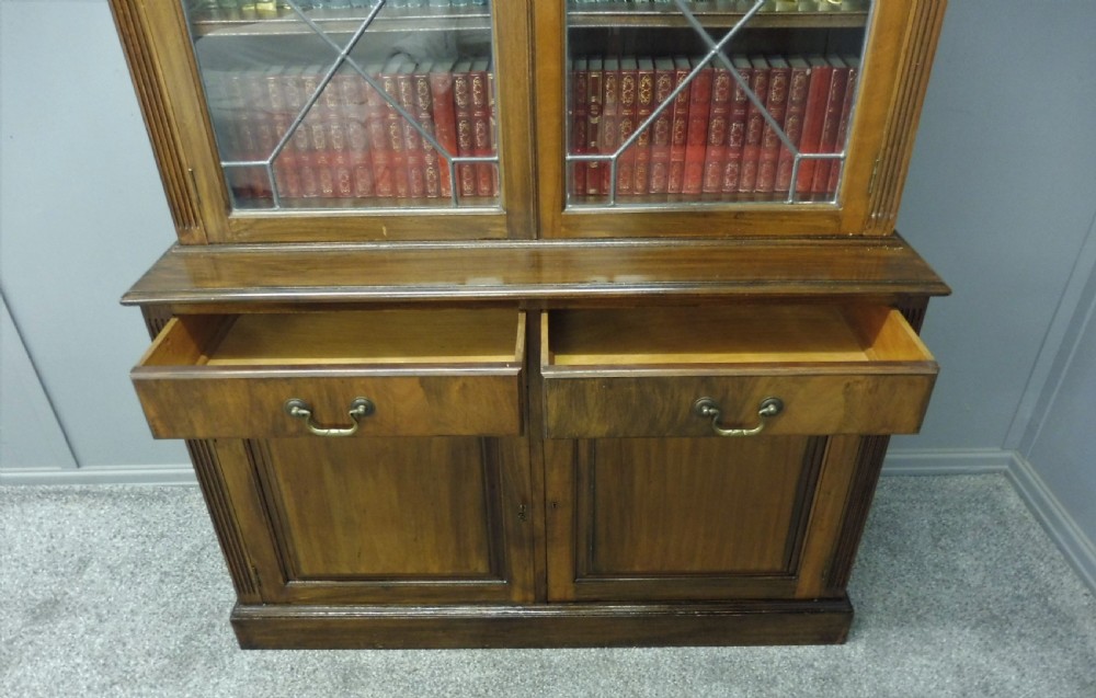 EDWARDIAN WALNUT BOOKCASE View VIII