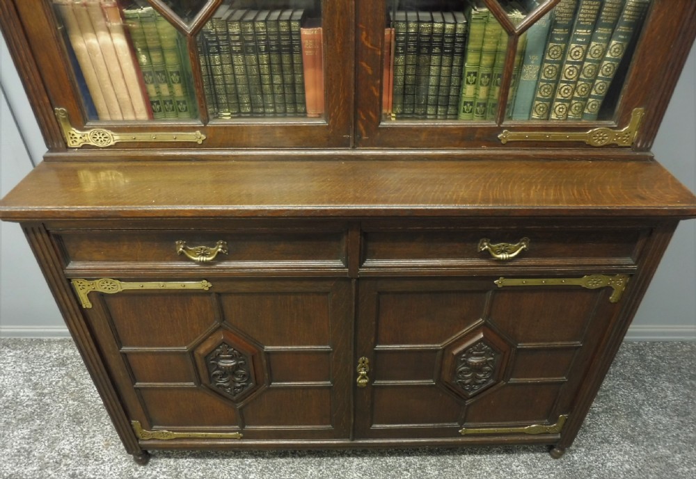 LARGE OAK ARTS AND CRAFTS BOOKCASE View V