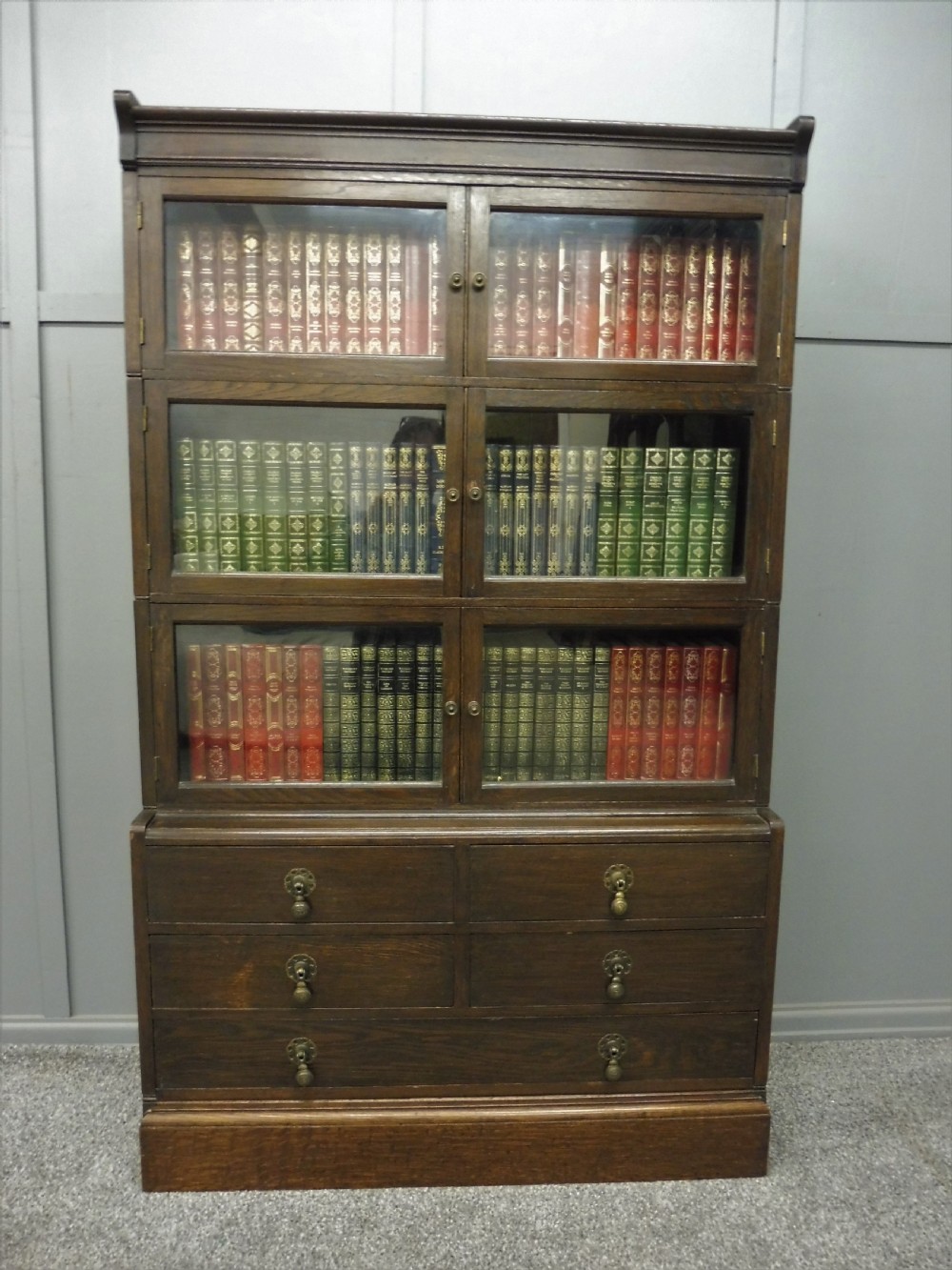 OAK BARRISTERS BOOKCASE View II