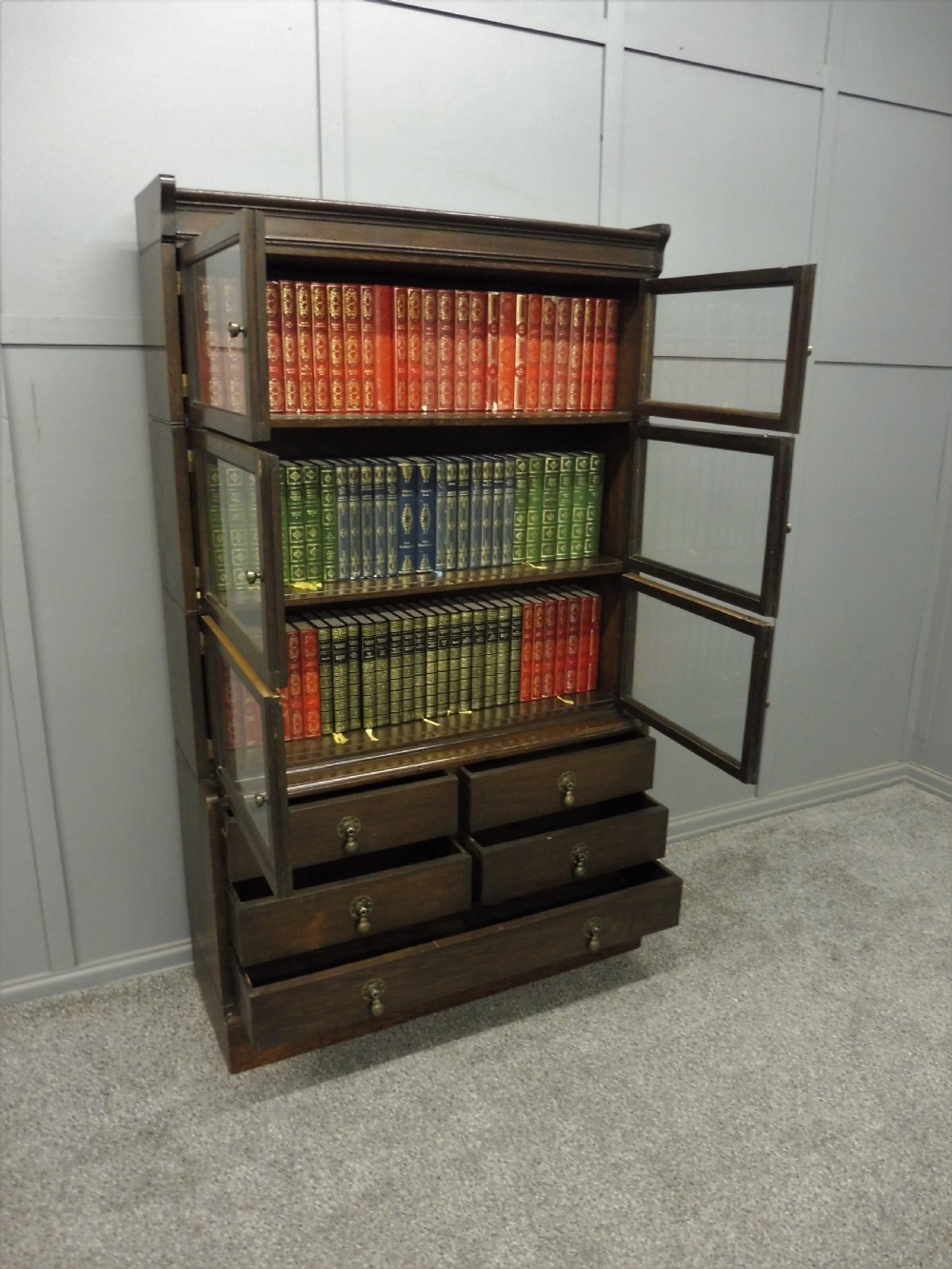 OAK BARRISTERS BOOKCASE View VIII