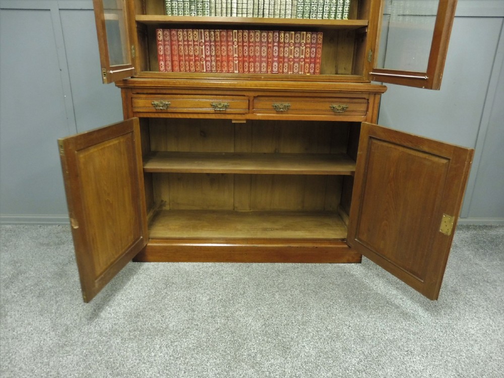 VICTORIAN WALNUT BOOKCASE View VIII