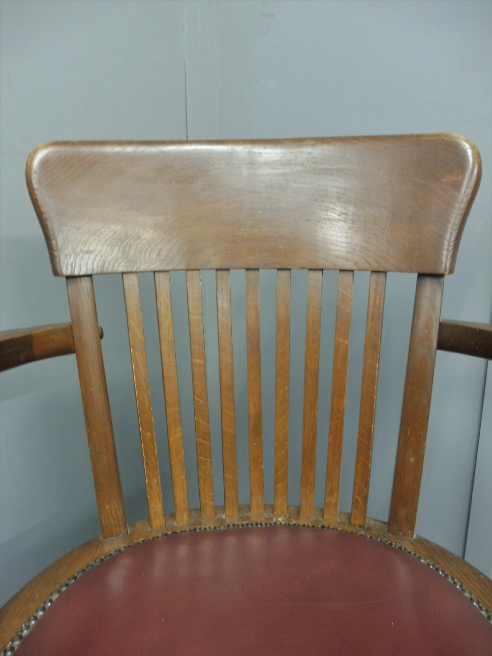 EDWARDIAN OAK AND LEATHER SWIVEL DESK ARM CHAIR View VIII
