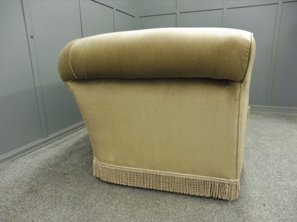 LATE VICTORIAN  SMALL CHESTERFIELD DROP END SOFA View V