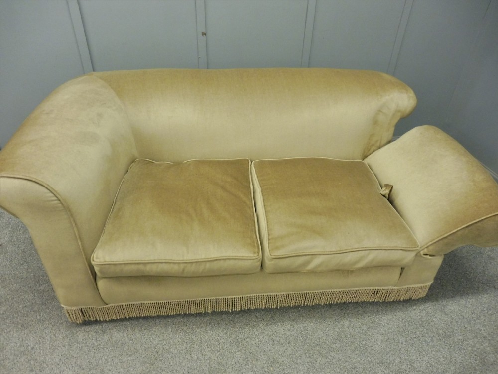 LATE VICTORIAN  SMALL CHESTERFIELD DROP END SOFA View VII