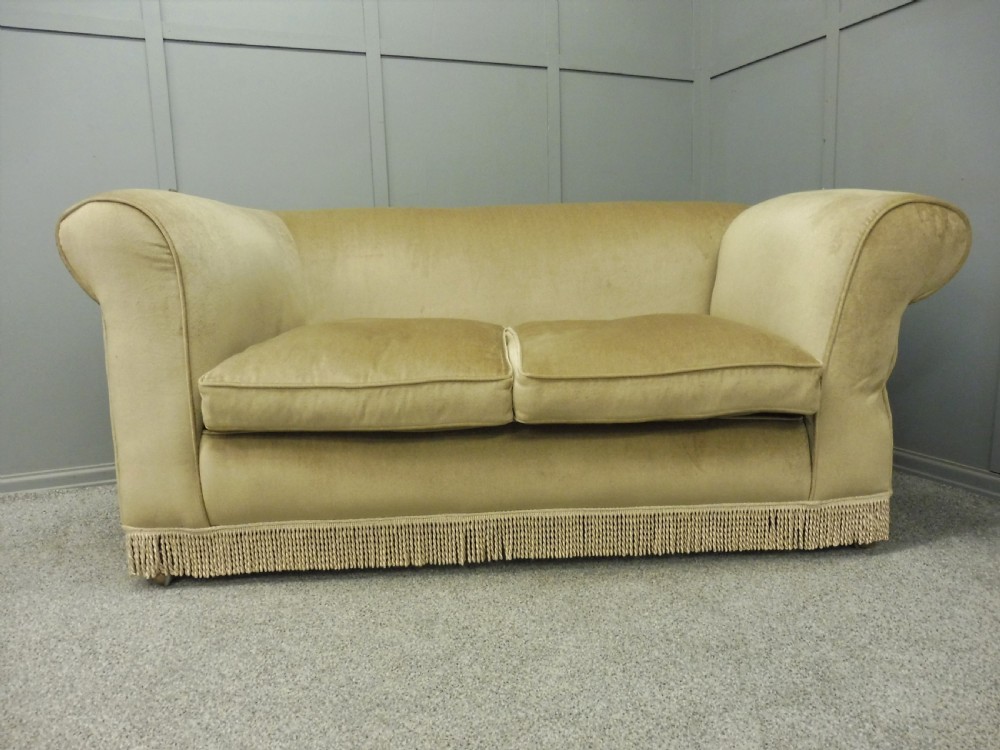 LATE VICTORIAN  SMALL CHESTERFIELD DROP END SOFA View XII