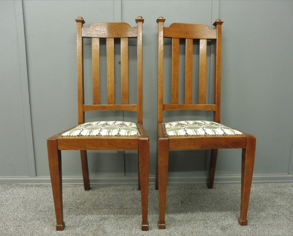 SET OF 6 OAK ARTS AND CRAFTS DINING CHAIRS View V