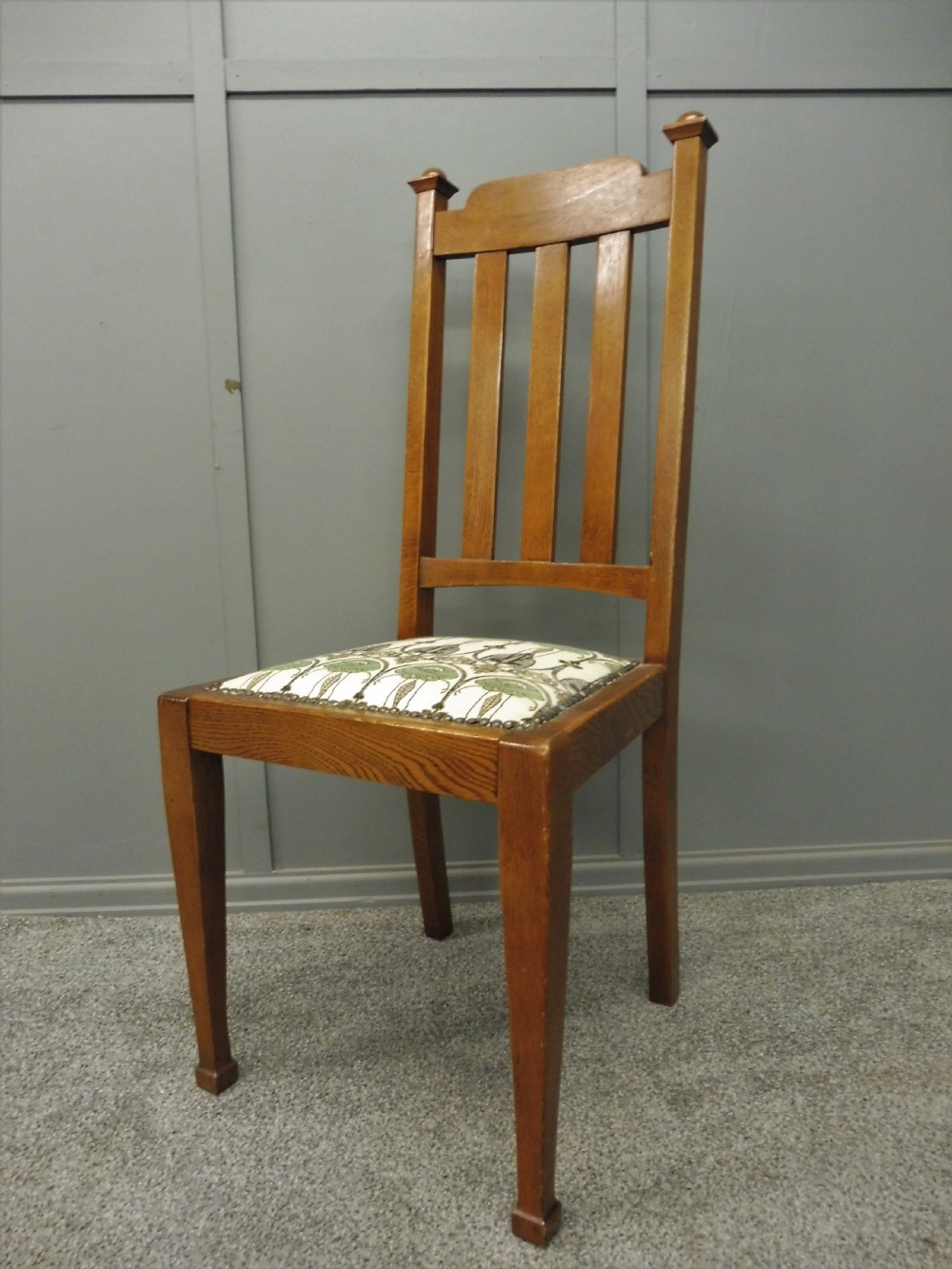SET OF 6 OAK ARTS AND CRAFTS DINING CHAIRS View IX