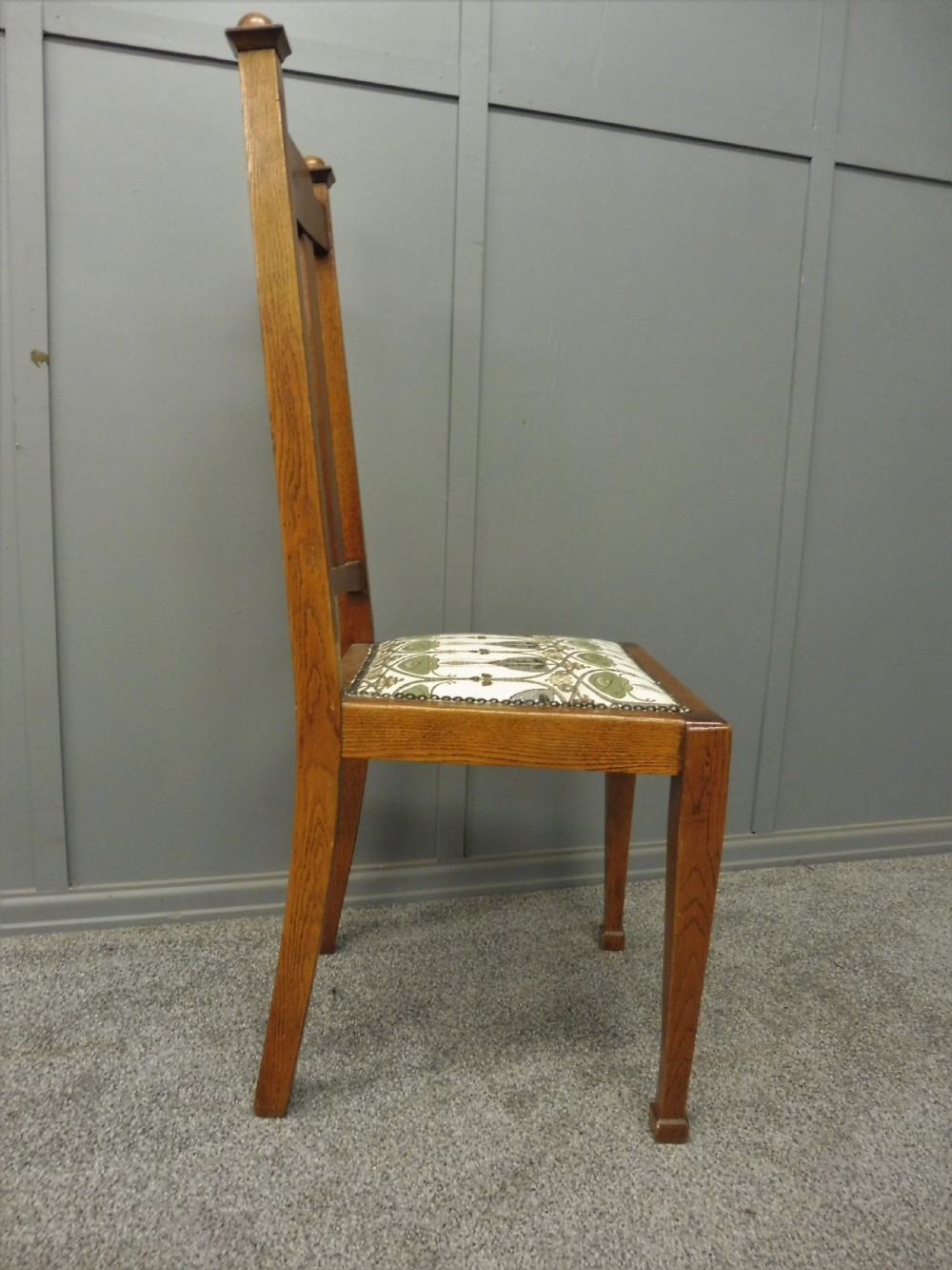 SET OF 6 OAK ARTS AND CRAFTS DINING CHAIRS View X
