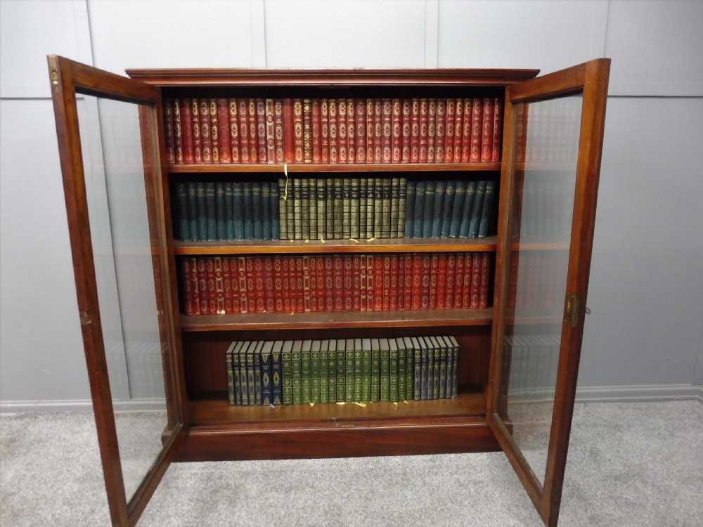 VICTORIAN MAHOGANY BOOKCASE View VII