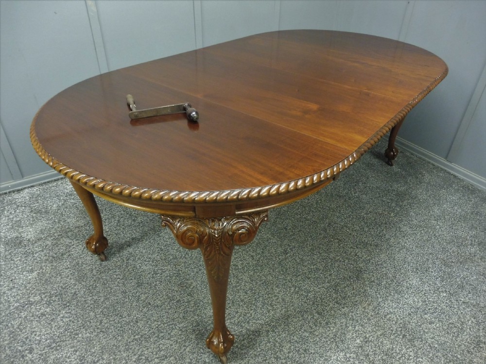 EDWARDIAN MAHOGANY WIND OUT DINING TABLE  View VI