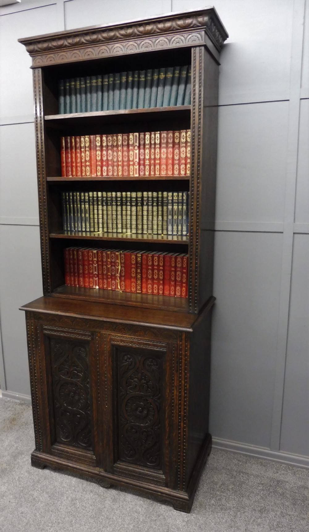 VICTORIAN CARVED OAK BOOKCASE View IV
