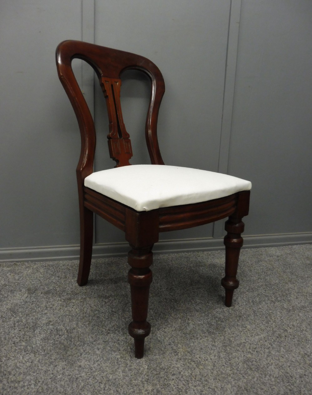 SET OF 12 VICTORIAN WALNUT DINING CHAIRS View XI