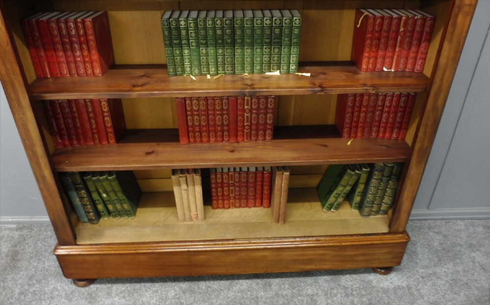 LARGE 19TH CENTURY FRENCH MAHOGANY BOOKCASE View VI