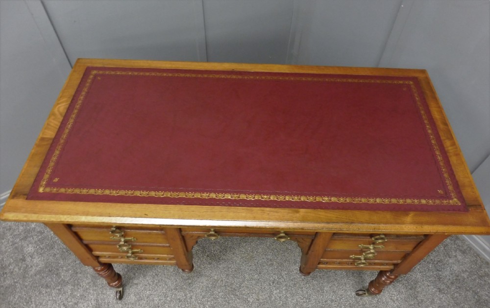 19TH CENTURY ARTS AND CRAFTS WALNUT DESK View VII