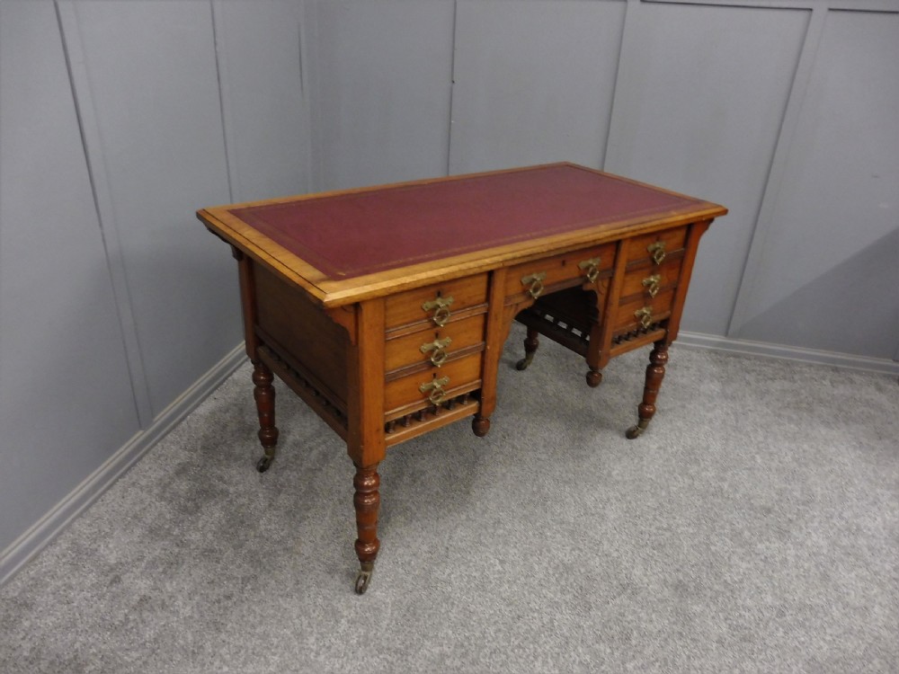 19TH CENTURY ARTS AND CRAFTS WALNUT DESK View XIII