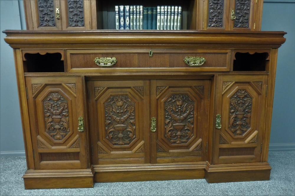 GOOD 19TH CENTURY WALNUT BOOKCASE  View VI