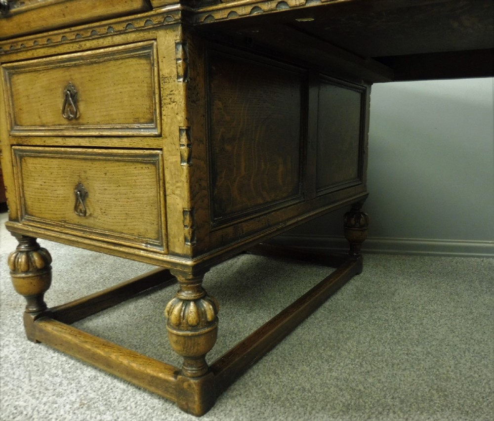 LARGE OAK PEDESTAL PARTNERS DESK View IX