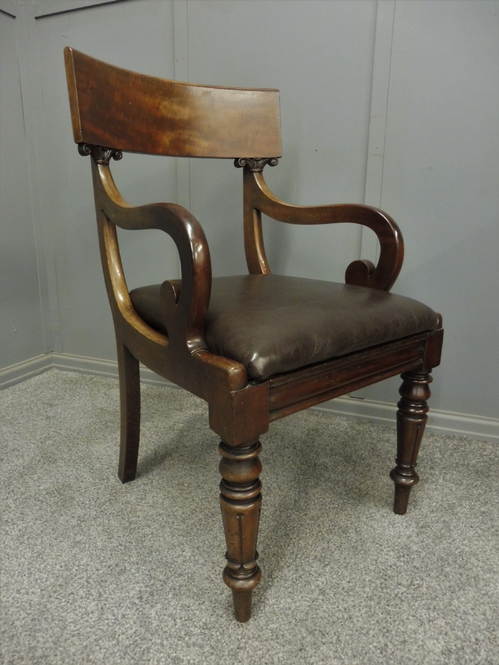 EARLY 19TH CENTURY REGENCY DESK CHAIR View VI
