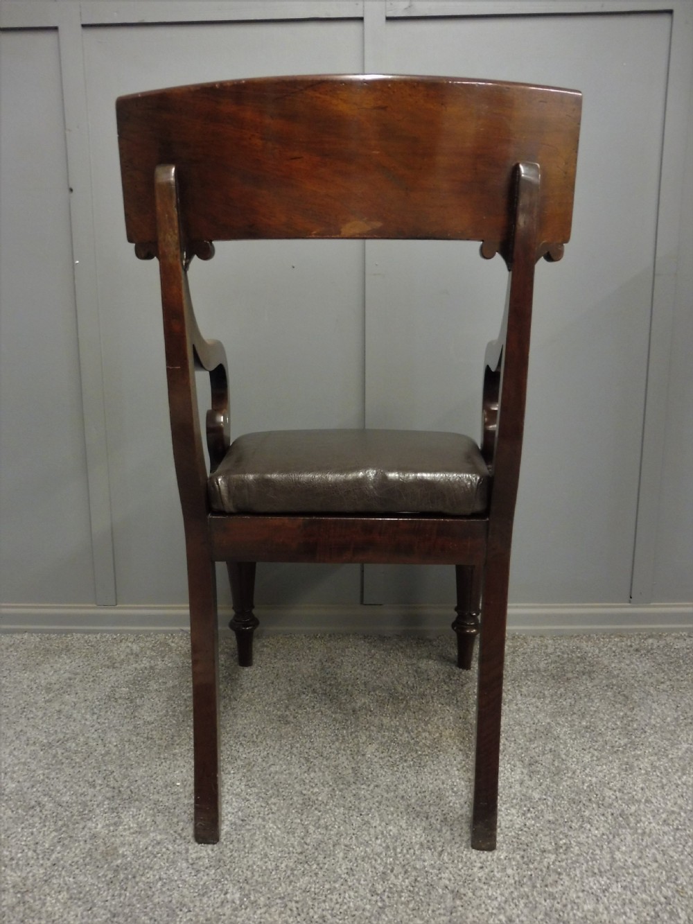 EARLY 19TH CENTURY REGENCY DESK CHAIR View VII