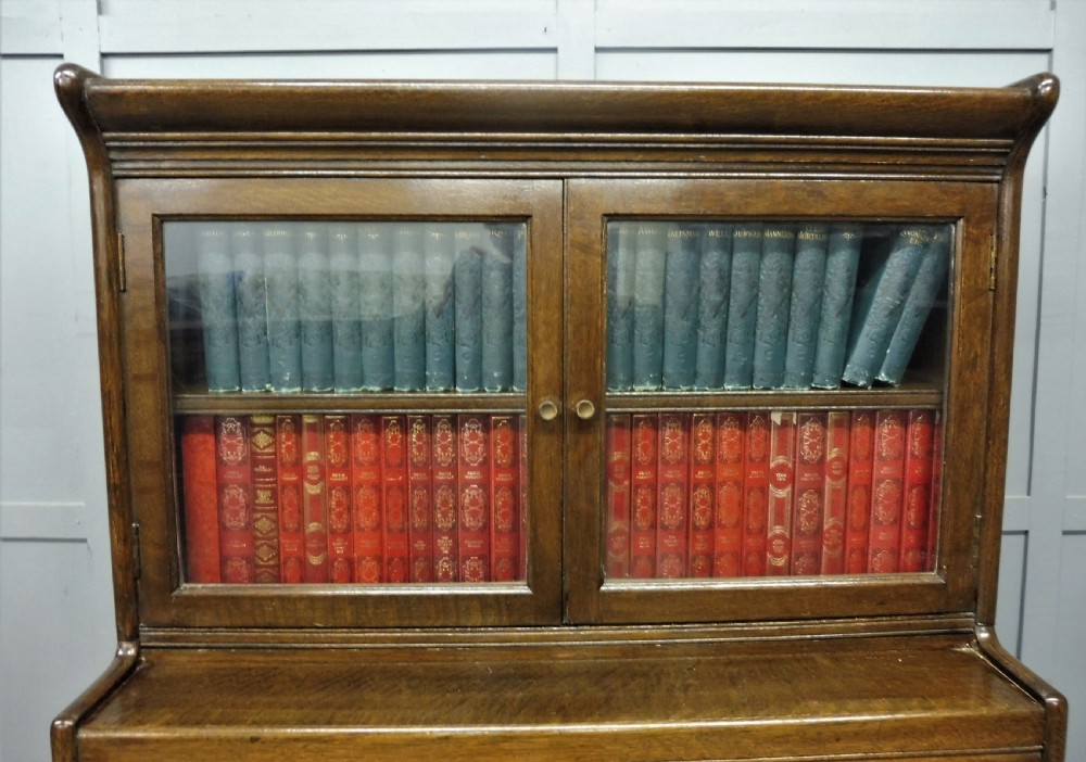 OAK LAWYERS BOOKCASE BY GUNN View VI
