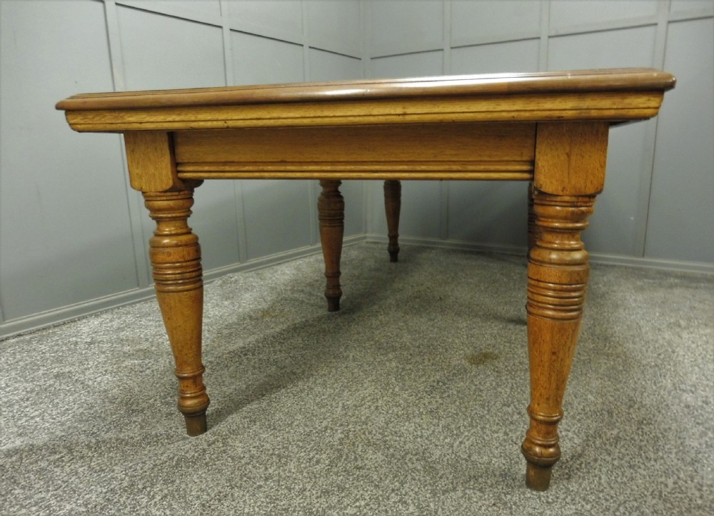 19TH CENTURY OAK SCHOOL DINING TABLE View VIII