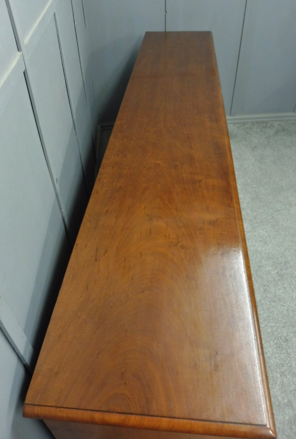 LONG LOW VICTORIAN MAHOGANY BOOKCASE View VI