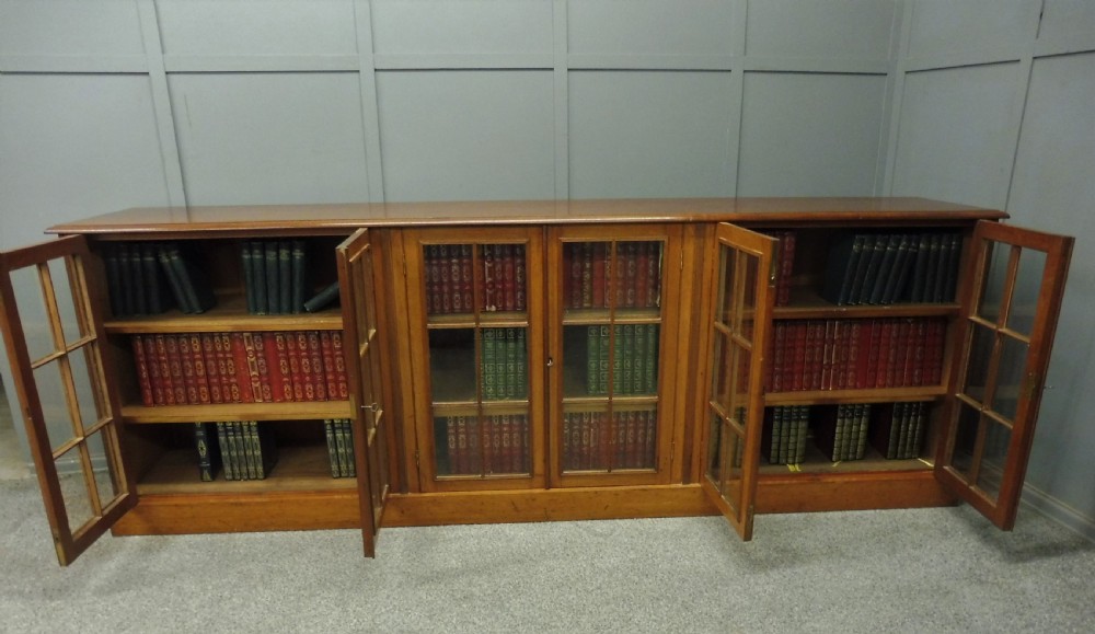 LONG LOW VICTORIAN MAHOGANY BOOKCASE View XII