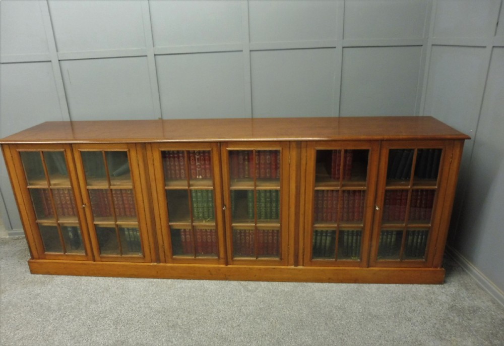 LONG LOW VICTORIAN MAHOGANY BOOKCASE View XIII