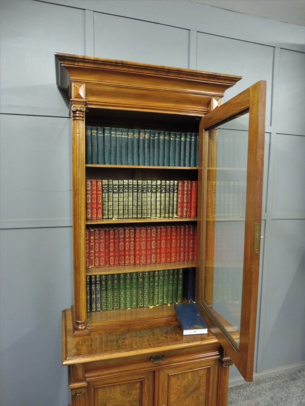 ANTIQUE FRENCH WALNUT BOOKCASE View VIII