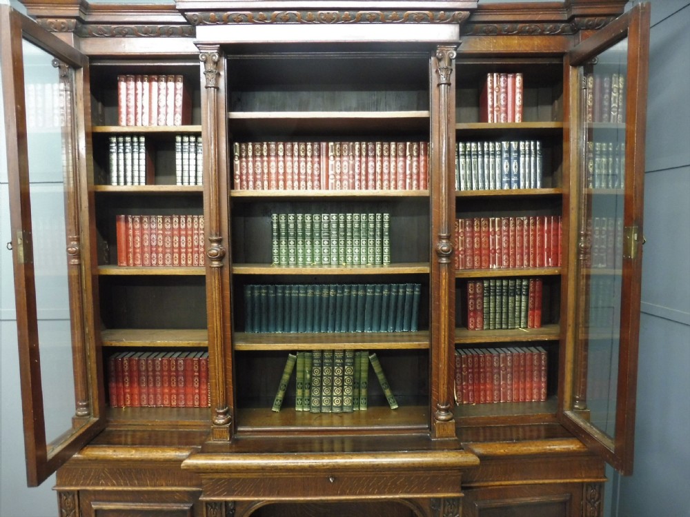 LARGE VICTORIAN OAK GOTHIC BOOKCASE View XII