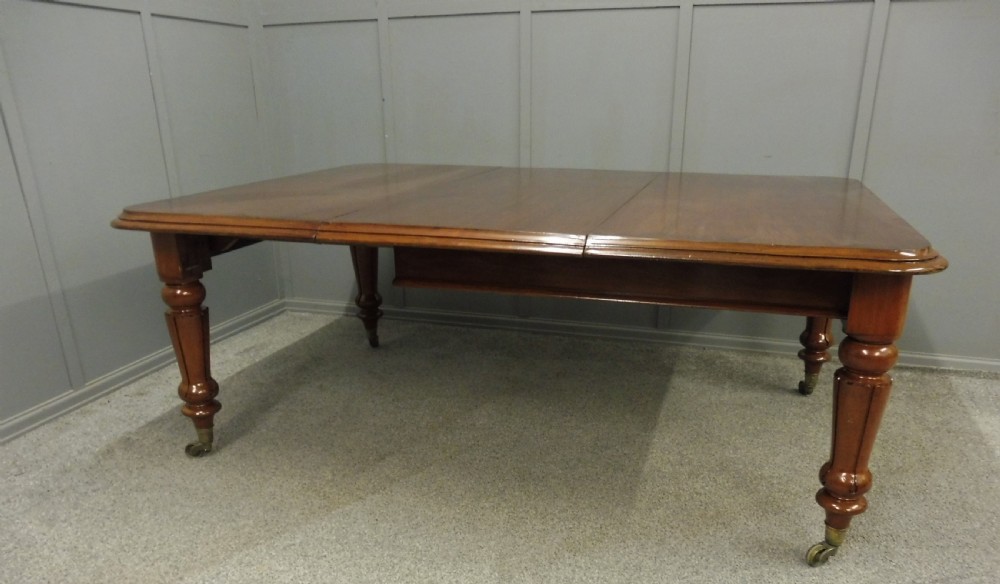 VICTORIAN MAHOGANY EXTENDING DINING TABLE AND 6 CHAIRS View VI