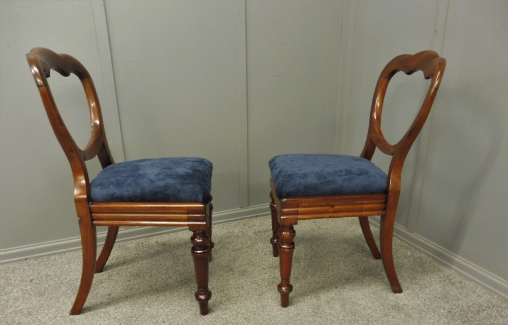 VICTORIAN MAHOGANY EXTENDING DINING TABLE AND 6 CHAIRS View XVI