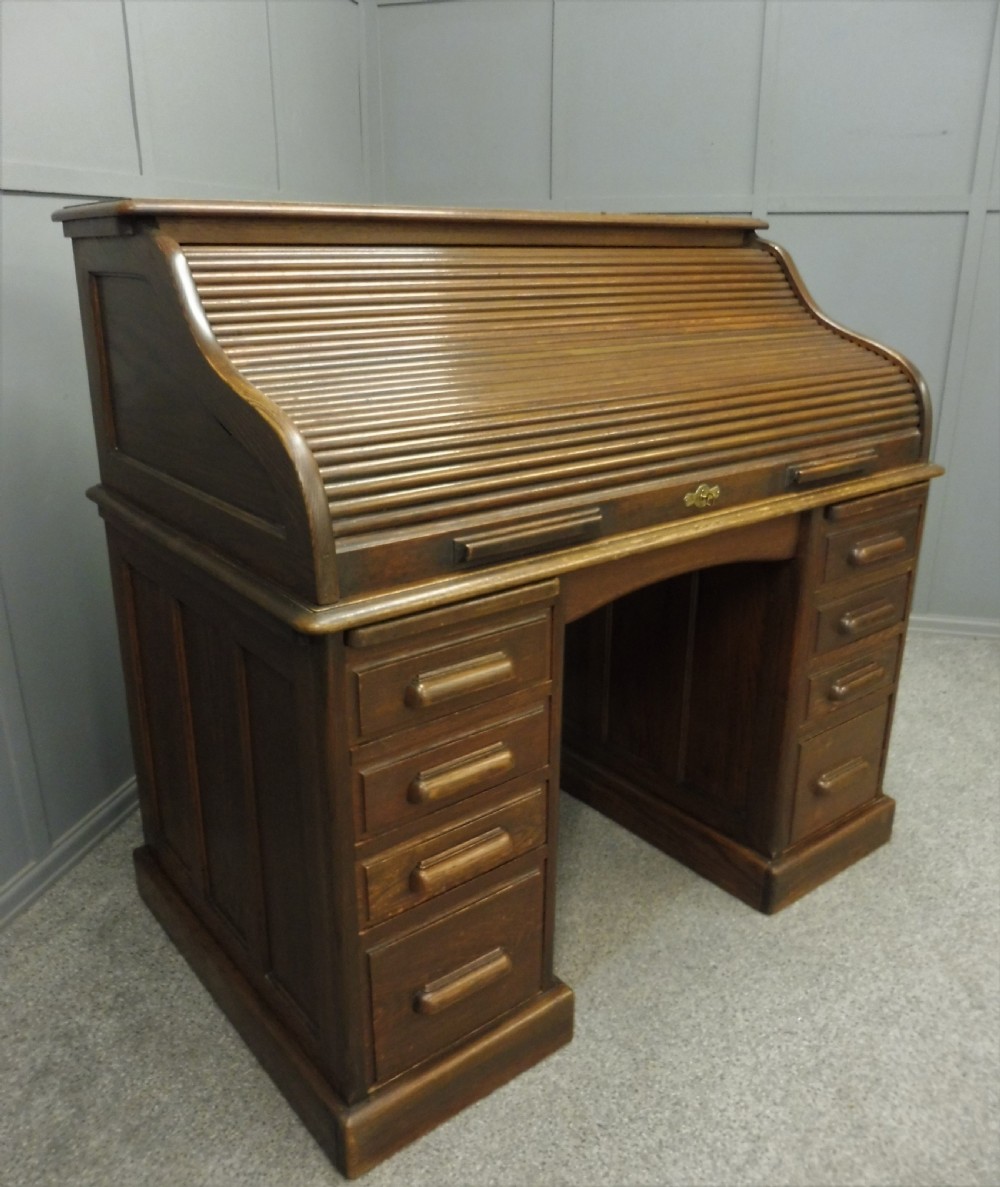 EDWARDIAN OAK ROLL TOP DESK