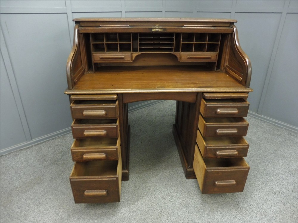EDWARDIAN OAK ROLL TOP DESK View VIII