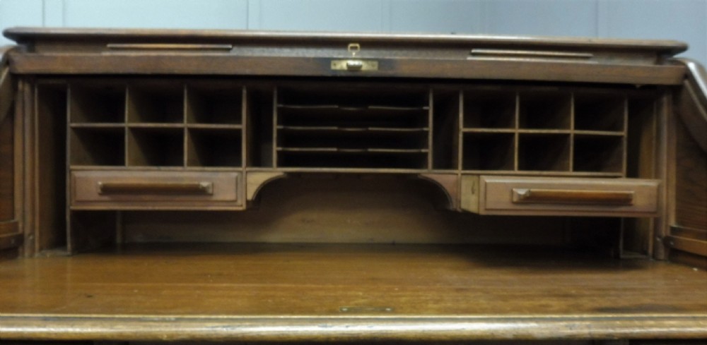 EDWARDIAN OAK ROLL TOP DESK View IX