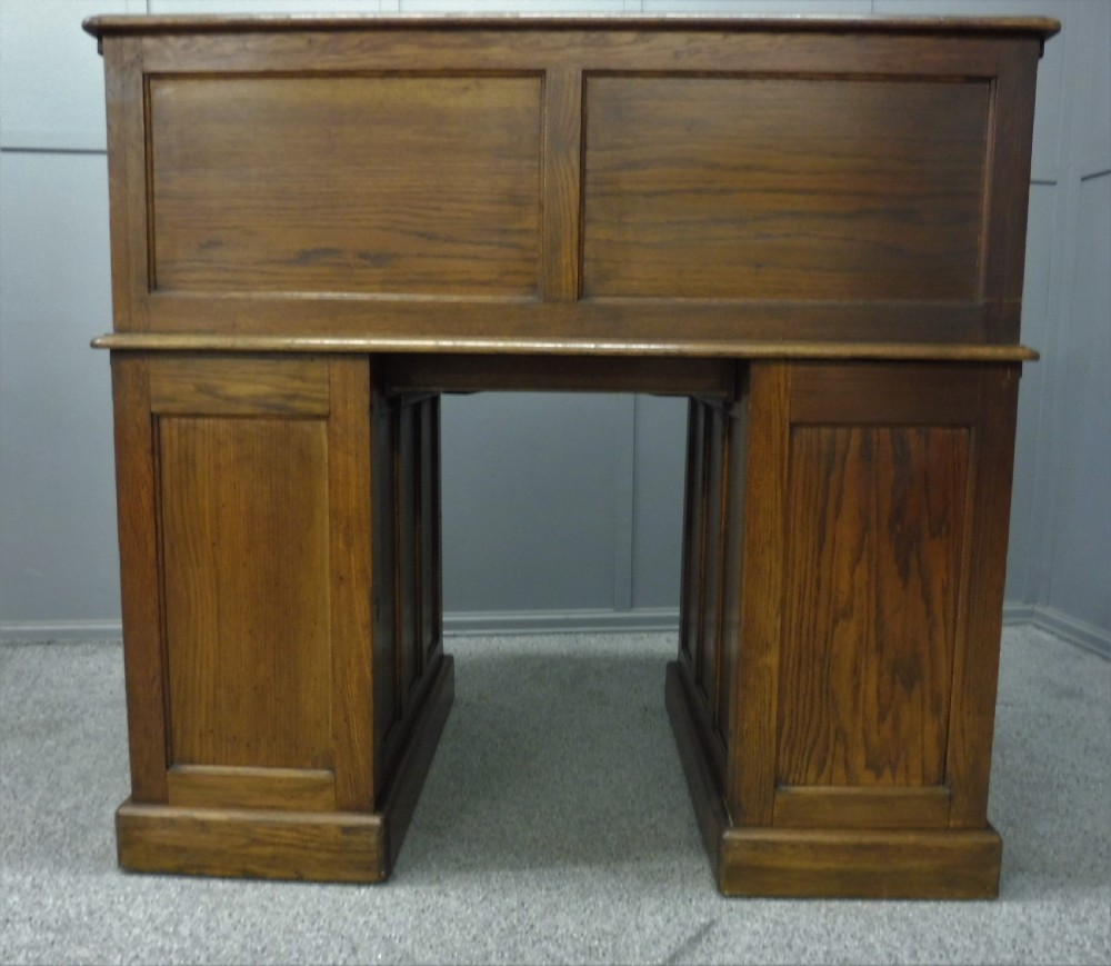 EDWARDIAN OAK ROLL TOP DESK View XI