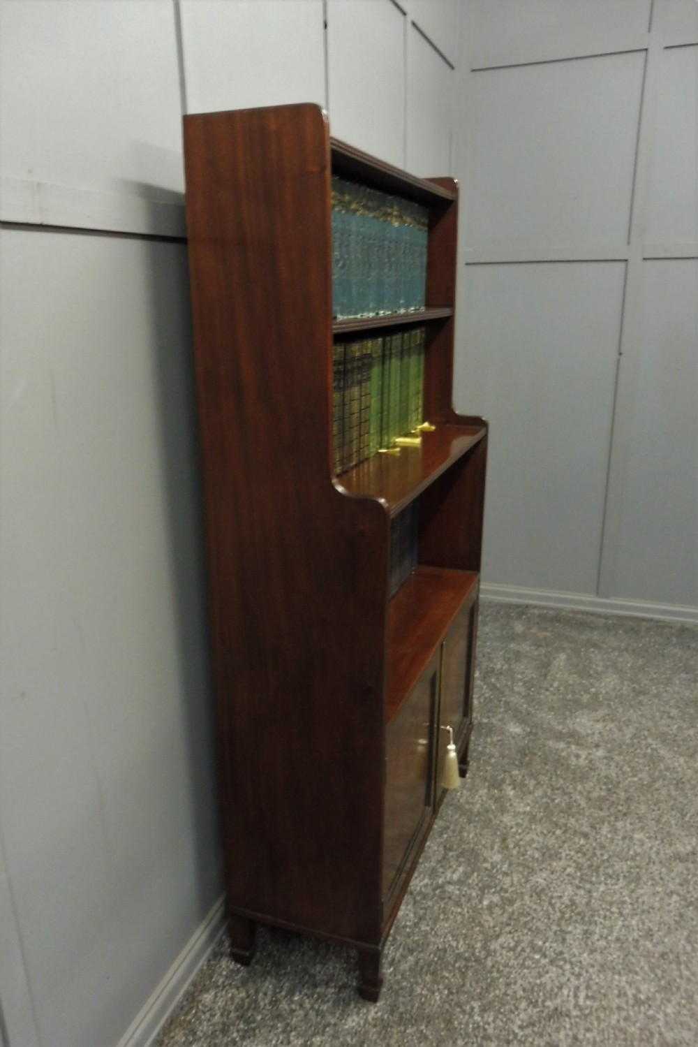 MAHOGANY WATERFALL BOOKCASE View VIII