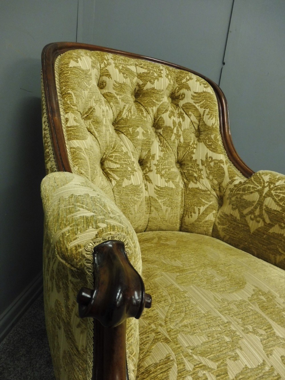 FABULOUS MID VICTORIAN ROSEWOOD ARMCHAIR  View XVIII