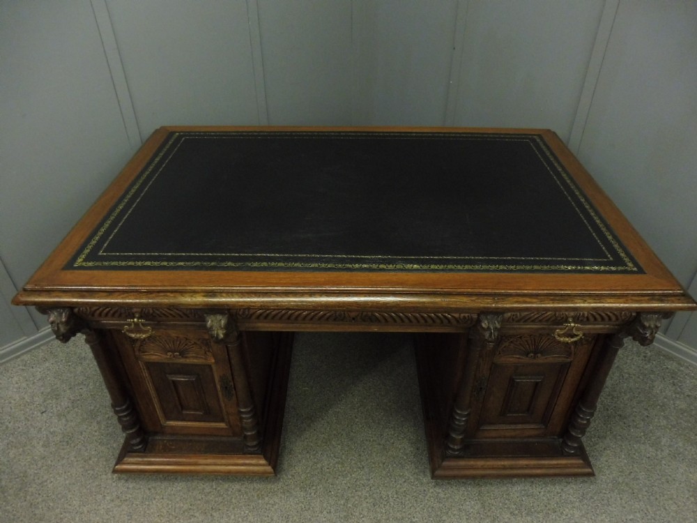 VICTORIAN GREEN MAN PARTNERS DESK