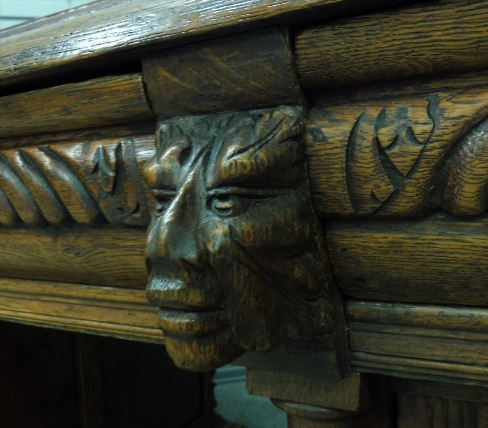 VICTORIAN GREEN MAN PARTNERS DESK View V