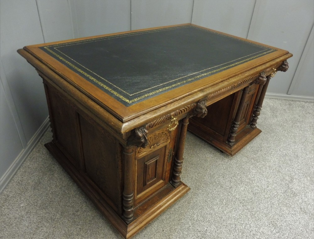 VICTORIAN GREEN MAN PARTNERS DESK View VIII