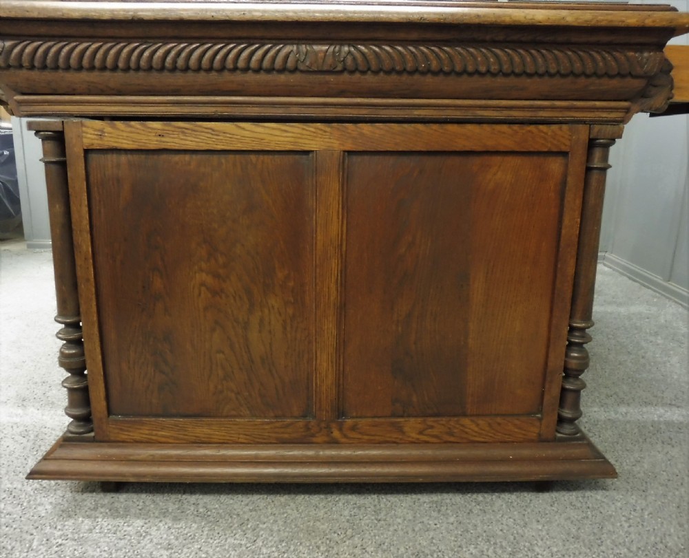 VICTORIAN GREEN MAN PARTNERS DESK View XIII