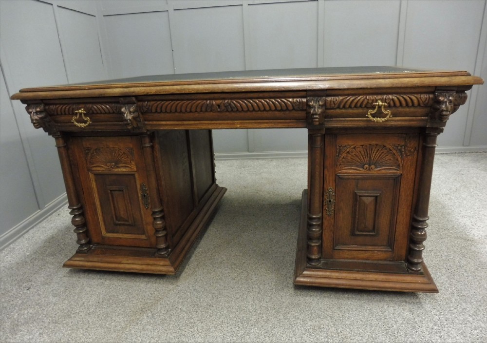VICTORIAN GREEN MAN PARTNERS DESK View XVIII