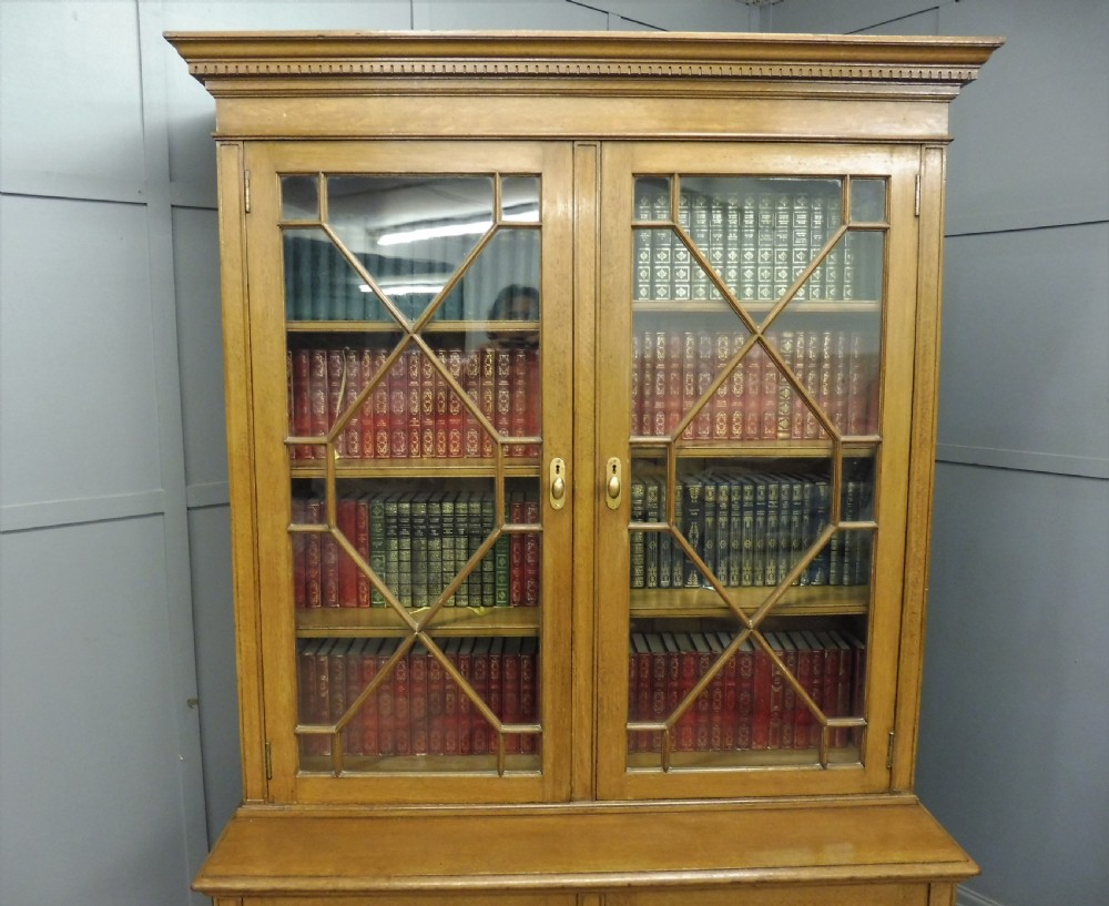 MELLOW OAK SHIPS BOOKCASE View V